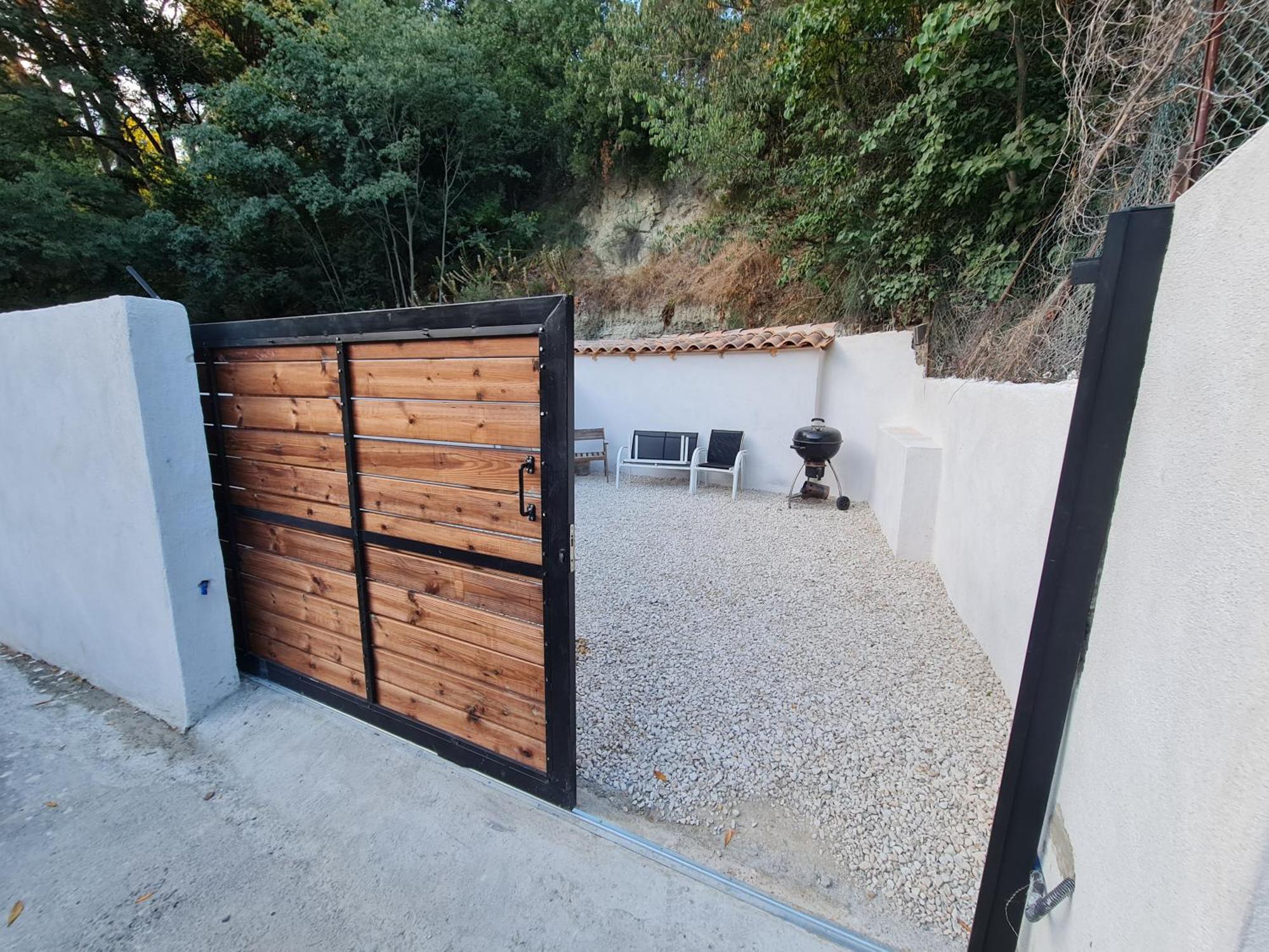 Appart Villa Magnolia Villeneuve Les Avignon - Provence Villeneuve-lès-Avignon Exterior foto
